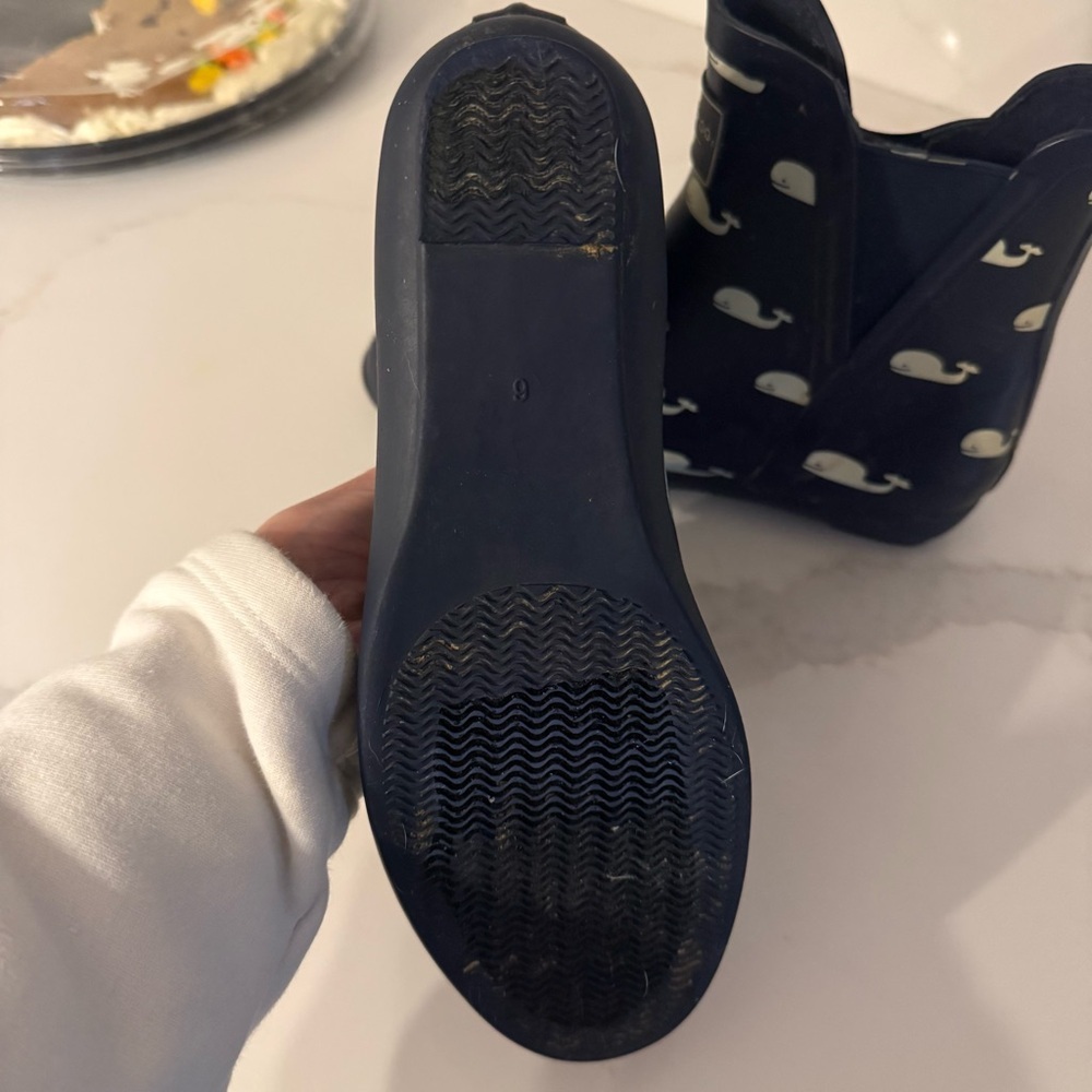 London Fog Navy Whale Print Ankle Boots - Picture 9 of 9